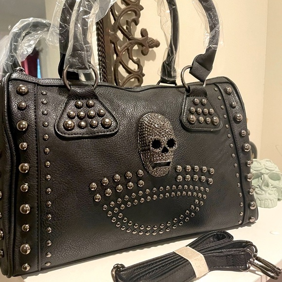 Sugar Skulls Handbags - 🆕 Black Punk Skull & Rivets Boston Shoulder Bag, Y2K - Steampunk Style Handbag
